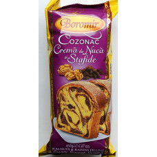 Kaka Cozonac med valnötter och russin