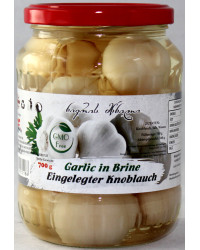 Garlic in brine